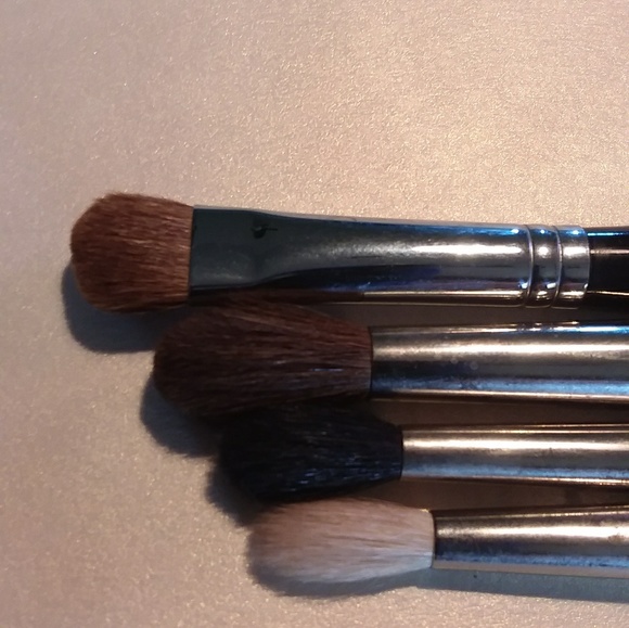 MAC Cosmetics Other - MAC 222 224 225 Stila  5  Eyeshadow Brushes 4